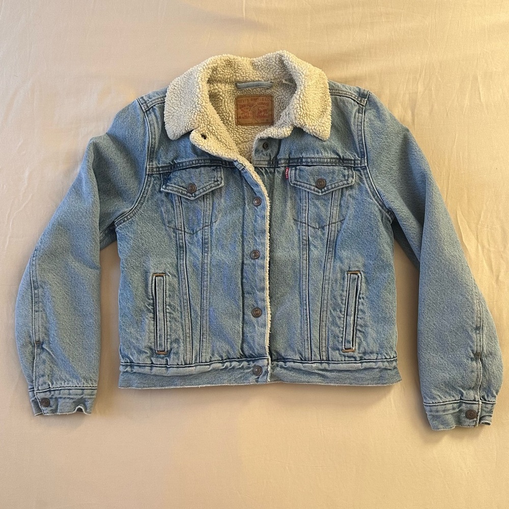 Levi's Light Blue Denim Jacket with Cream Sherpa Collar